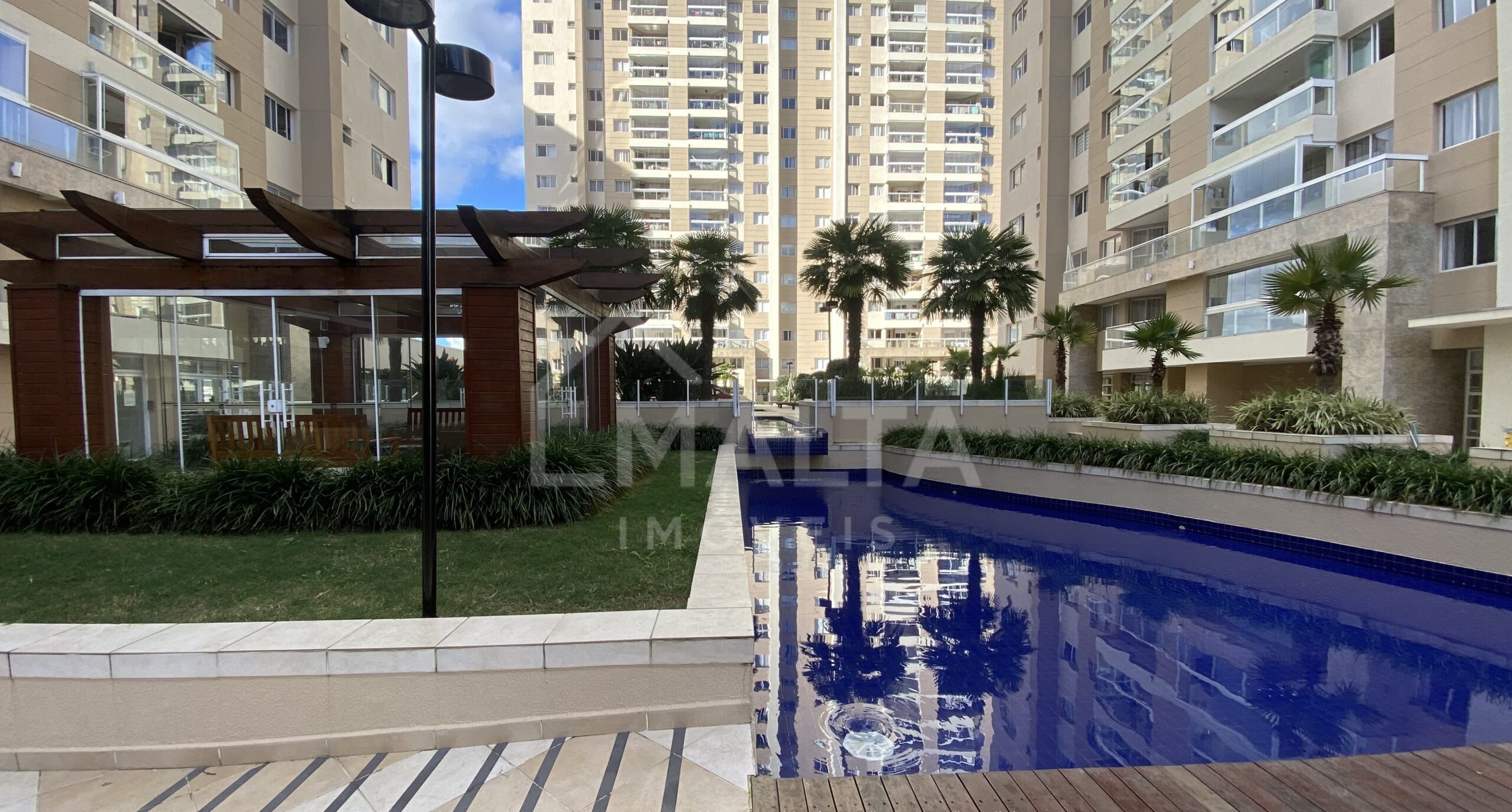 Apartamento 3 Quartos Condomínio Clube